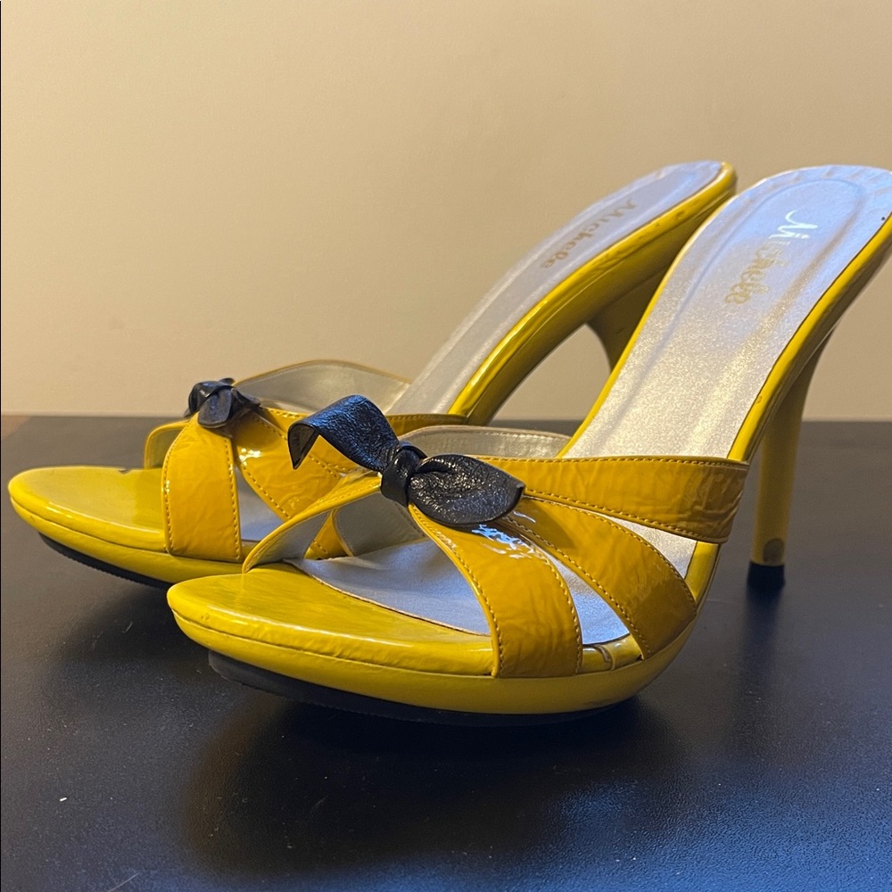 Michele Yellow and Black Heels